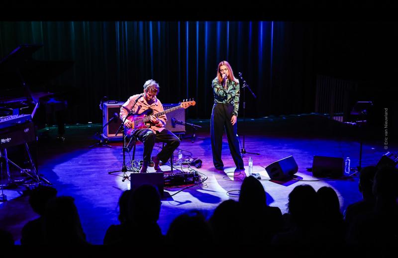 Blue Sands live