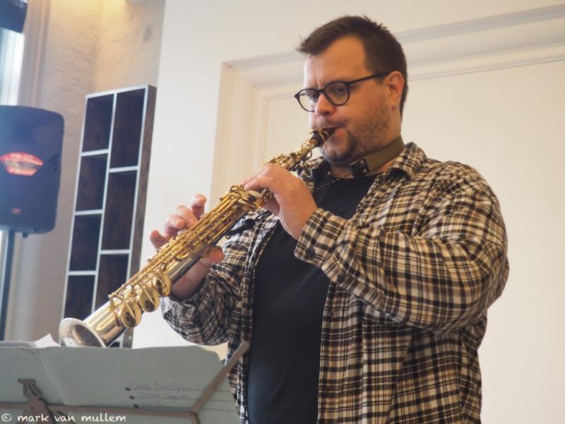 Dieter Vaganée speelt sax op Jazzathome 2025